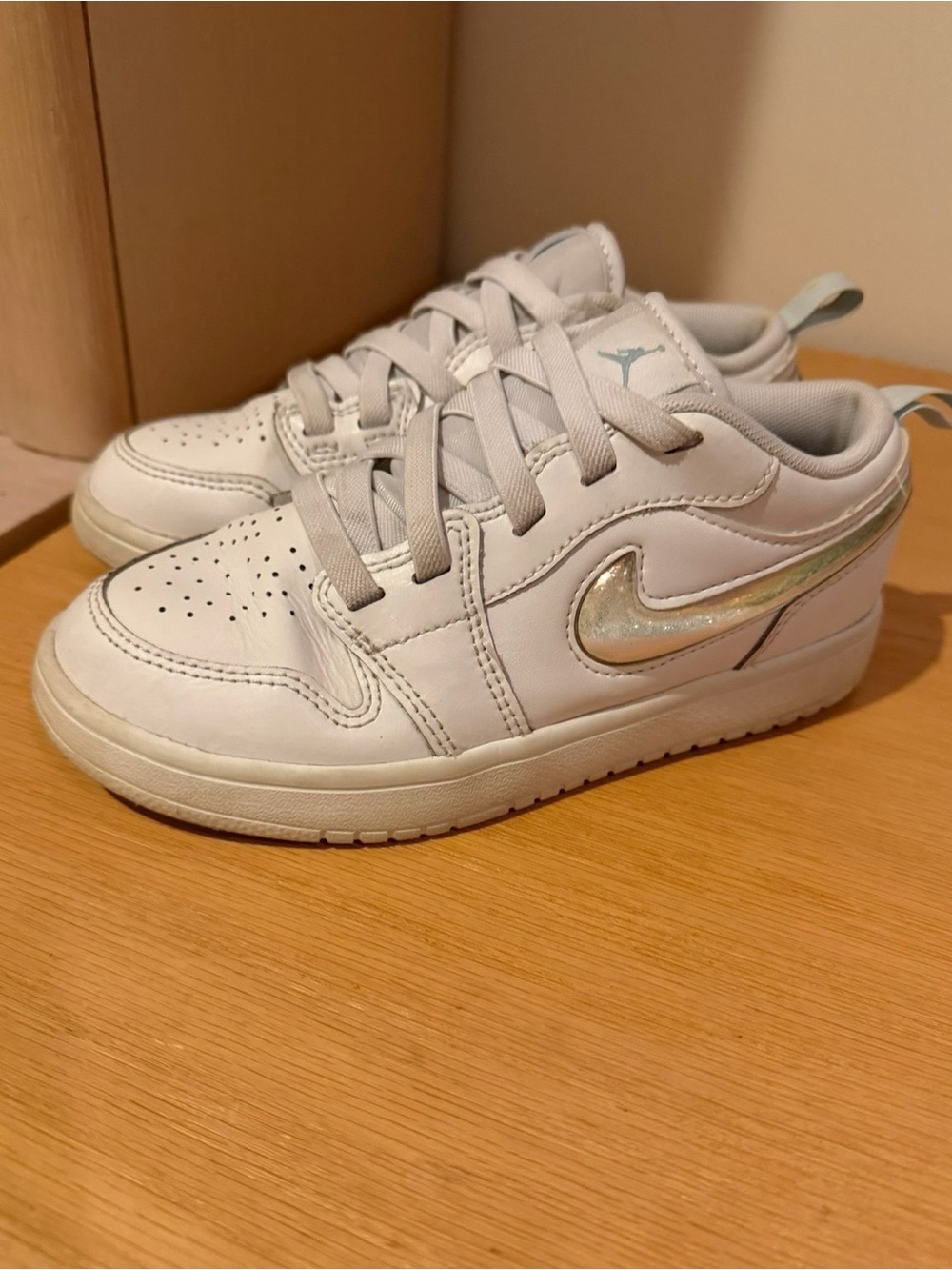Nike JORDAN I ALT SE LOW SNEAKER WITH HOLOGRAPHIC SWOOSH